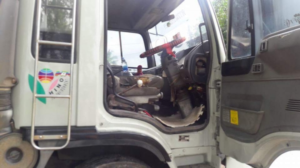 Hino FM3m 2เพลาดัมพ์ กระบะ5.8ม.980,000 ธนากร0891446662