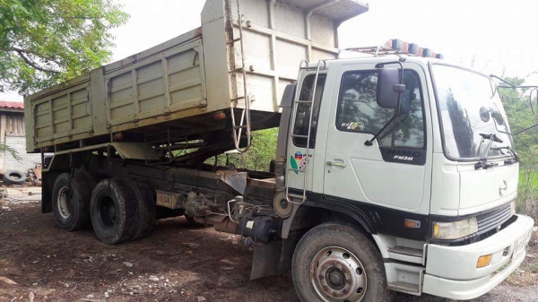 Hino FM3m 2เพลาดัมพ์ กระบะ5.8ม.980,000 ธนากร0891446662