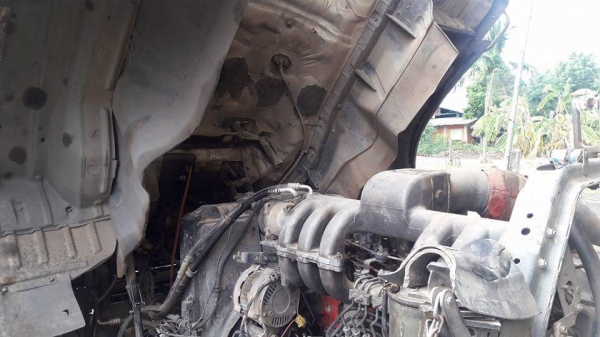 Hino FM3m 2เพลาดัมพ์ กระบะ5.8ม.980,000 ธนากร0891446662