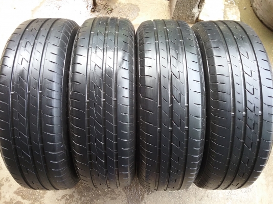 ยางBRIDGESTONE รุ่น Ecopia EP200 195 65R15 ปี2015 สภาพสวยมากๆ ดอกเยอะมากๆไม่มีปะคุ้มสุดๆไม่แพง