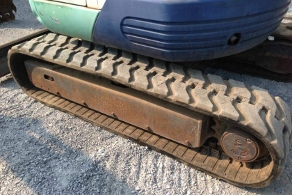 แบคโฮเล็ก IHI 40JX เก่าญี่ปุ่นแท้ มีเก๋ง แบคโฮเล็ก IHI 40JX เก่าญี่ปุ่นแท้ มีเก๋ง