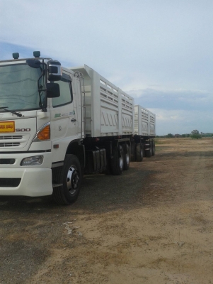 HINO  380 แรง ปี 56  พ่วงสามมิตร แม่-ลูก  รถสวยๆ ราคา  2,980,000  บาท