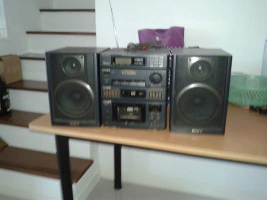 วิทยุ กับ ลำโพง โซนี่