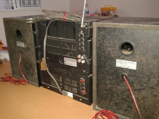 วิทยุ กับ ลำโพง โซนี่