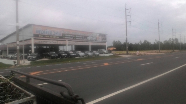 ขายทีนามีโฉนด 15 ไร่ละ   1,200,000บาท  งดต่อลองคับ   ติดถนน 226เส้น ส้มป่อยน้อย- ศรีสะเกษ    ต่อทีเบอร์ 098 668-3479  094 283-9369 สิทธิ์