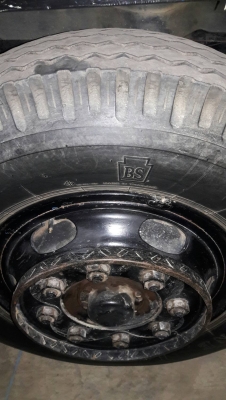 หกล้อเครน FF3H 195 แรง ยาว 7.20 เมตร เครน 3.5 ตัน  4 ปอก ท้องวี รถสวยมาก k.อู้ด 081-1597055,k.อิ้ง081-1597055