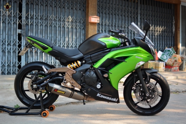 Kawasaki Ninja 650 ระบบ ABS รุ่นปี 2014 สภาพสวย พร้อมของแต่งแน่นๆ