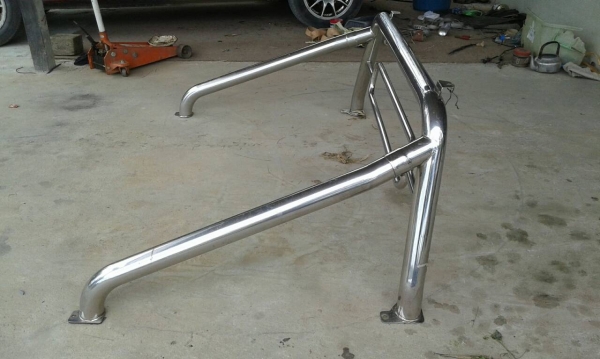 โรลบาร์ใส่ไมตี้แค๊ป สภาพสวยเลยคะ สแตนเลส ไม่สนิม ไม่บุบเยอะ