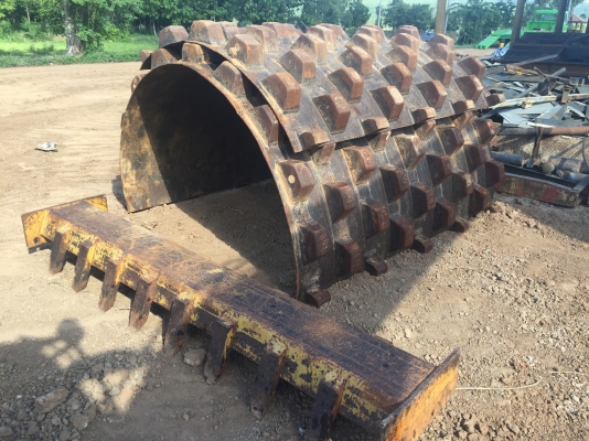 ขายรถบดสั่นสะเทือน