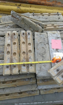 ขายก็อปยางสำหรับรถ ขนาด 40 &ndash; 50 มี 80 ก้อน ราคาก้อนละ 250 บาท