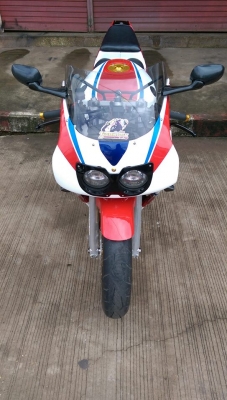 ขายคับ HONDA CBR400 ปี1992 สีสวย ของแต่งเต็ม ทะเบียนพร้อมโอนไม่ขาดต่อ ราคา 96500 บาท ส่งได้ทั่วไทยคับ รายการของแต่ง - เกียร์โยง 59bike - ท่อ k8 - ปั๊มแต่ง มือเบรคมือคลัช gale speed - ประกับแต่ง domino - ล้อชุบทอง - ไฟเลี้ยงแต่งหน้าหลัง สนใจติดต่อ 081-0578