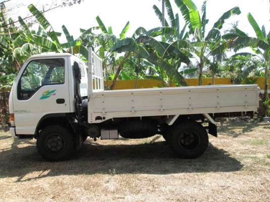 ISUZU NKS 71 G หัวการ์ตูนสูง 4 WD คานแข็ง ขับเคลื่อน 4 ล้อ ไม่ติดเวลา