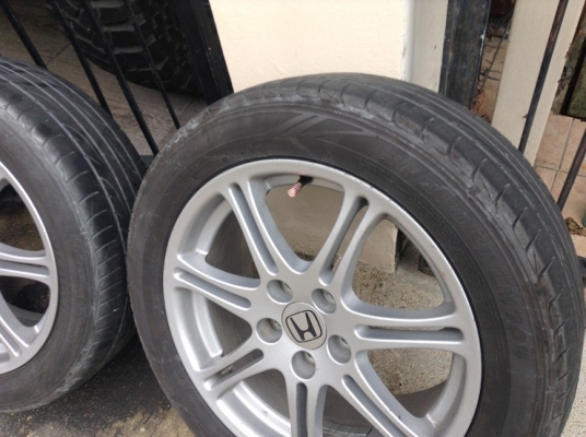 ขายล้อพร้อมยางขอบ17