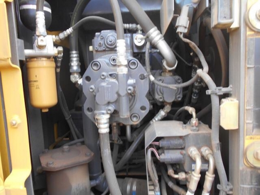 เปิดจองครับ SUMITOMO SH120-3 ปี2010 รถยังอยู่ญี่ปุ่น โทร.090-986-2521 อ๊อบ