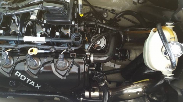 ขายเจ็ทสกี 3 ที่นั่ง SEADOO GTI 1500cc. (เก่าญี่ปุ่น)