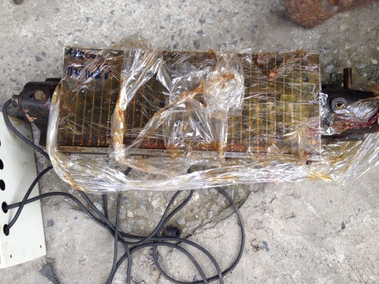 ขายแท่นแม่เหล็กไฟฟ้า ดูดชิ้นงาน ใช้ไฟ 220V ไฟบ้าน อุปกรณ์ครบ สภาพสวย เสียบปลั๊กใช้งานได้เลยครับ