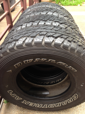 ยาง All Dunlop 30 9.5 R15 ปี11 ดอกเต็ม ใช้ยาว ราคาไม่แพง
