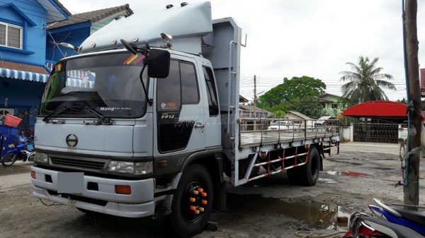 รถบรรทุก 6 ล้อพื้นเรียบ HINO  รุ่น  FF1JMKA  เครื่อง  210 แรงม้า
