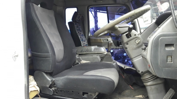 รถบรรทุก 6 ล้อพื้นเรียบ HINO  รุ่น  FF1JMKA  เครื่อง  210 แรงม้า