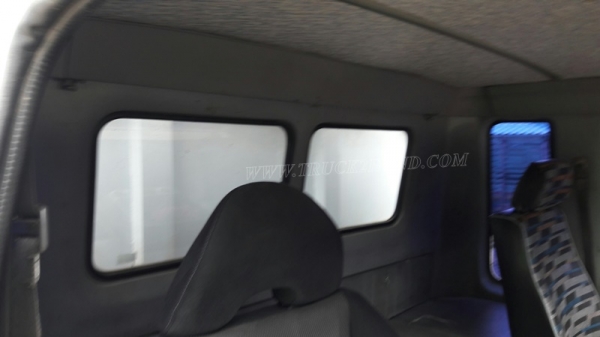 รถบรรทุก 6 ล้อพื้นเรียบ HINO  รุ่น  FF1JMKA  เครื่อง  210 แรงม้า