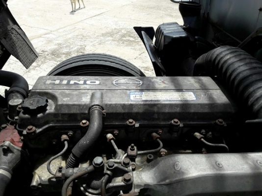 รถบรรทุก 6 ล้อพื้นเรียบ HINO  รุ่น  FF1JMKA  เครื่อง  210 แรงม้า