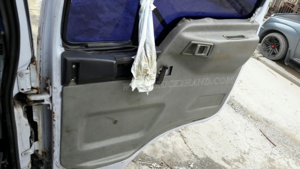 รถบรรทุก 6 ล้อพื้นเรียบ HINO  รุ่น  FF1JMKA  เครื่อง  210 แรงม้า