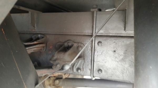 รถบรรทุก 6 ล้อพื้นเรียบ HINO  รุ่น  FF1JMKA  เครื่อง  210 แรงม้า