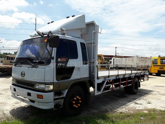 รถบรรทุก 6 ล้อพื้นเรียบ HINO  รุ่น  FF1JMKA  เครื่อง  210 แรงม้า