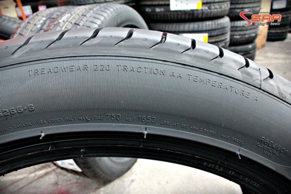 ยางรันแฟลต Pirelli P-zero (Runflat) 245/45R19