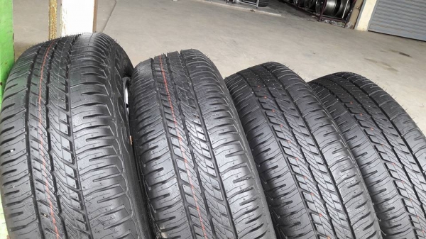 ขายล้อแม็กป้ายแดง honda jazz 15" ยางปี16 สนใจติดต่อ ตาเล็ก ล้อและยางครับ 081-3747940