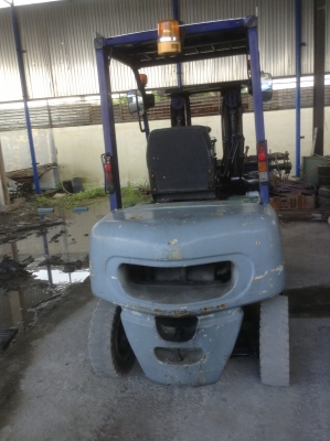 +++ ขายโฟล์คลิฟท์ KOMATSU FD20-12 ขนาด 2 ตัน เครื่องยนต์ดีเซล ISUZU เสา 4 เมตร 3 ท่อน เกียร์ธรรมดา ยางตัน +++ ขายโฟล์คลิฟท์ KOMATSU FD20-12 ขนาด 2 ตัน เครื่องยนต์ดีเซล ISUZU เสา 4 เมตร 3 ท่อน เกียร์ธรรมดา ยางตัน