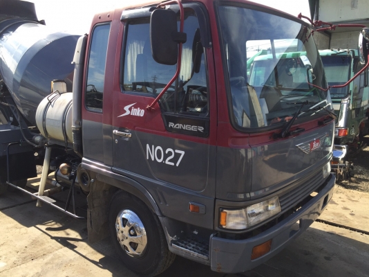 รถโม่ปูน HINO เครื่อง HO7D รถโม่ปูน HINO เครื่อง HO7D