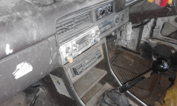 TOYOTA LN40 แคป ปี2527