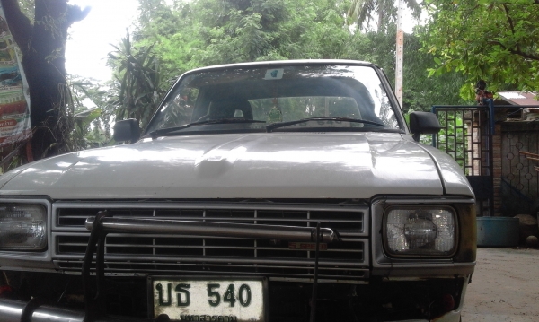 TOYOTA LN40 แคป ปี2527