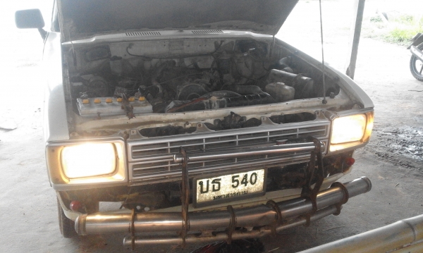 TOYOTA LN40 แคป ปี2527