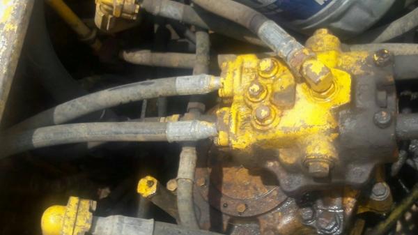 รถแบคโฮ รถแบคโฮ