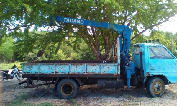 รถบรรทุกติดเครน ยี่ห้อ ISUZU  ติดเครน TADANO รุ่น KS22  110 แรงม้า  ปีจดทะเบียน 2524