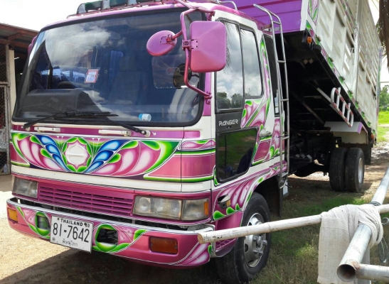 ลูกค้าจองแล้ว ครับ หกล้อ ฮีโน่ FD2H HO7D195 ดั้มเกษตรยาว5.30ม สภาพดีสวยๆพร้อมใช้ หัวบางเดิมๆสีสวยกริ๊ปพายในครบ แอร์เย็นๆ เล่มทะเบียนพร้อมโอน