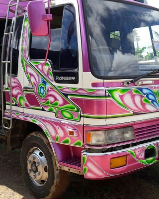 ลูกค้าจองแล้ว ครับ หกล้อ ฮีโน่ FD2H HO7D195 ดั้มเกษตรยาว5.30ม สภาพดีสวยๆพร้อมใช้ หัวบางเดิมๆสีสวยกริ๊ปพายในครบ แอร์เย็นๆ เล่มทะเบียนพร้อมโอน