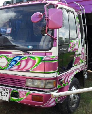 ลูกค้าจองแล้ว ครับ หกล้อ ฮีโน่ FD2H HO7D195 ดั้มเกษตรยาว5.30ม สภาพดีสวยๆพร้อมใช้ หัวบางเดิมๆสีสวยกริ๊ปพายในครบ แอร์เย็นๆ เล่มทะเบียนพร้อมโอน