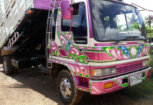 ลูกค้าจองแล้ว ครับ หกล้อ ฮีโน่ FD2H HO7D195 ดั้มเกษตรยาว5.30ม สภาพดีสวยๆพร้อมใช้ หัวบางเดิมๆสีสวยกริ๊ปพายในครบ แอร์เย็นๆ เล่มทะเบียนพร้อมโอน