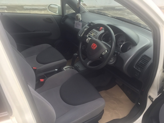 ขายรถ Honda jazz ปี 2006