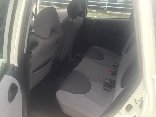 ขายรถ Honda jazz ปี 2006