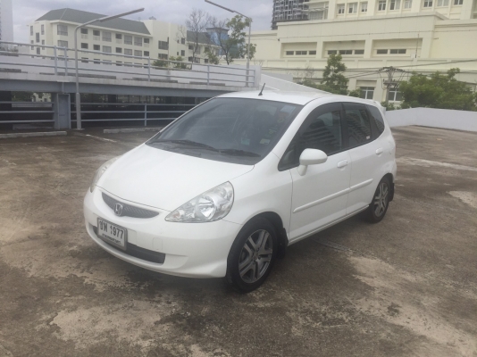 ขายรถ Honda jazz ปี 2006