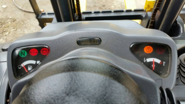 ขายด่วนรถยกKOMATSU FG18-20ยก1.8ตันเสาสูง3เมตรรุ่นใหม่สุดชั่วโม่งทำงานน้อยแค่764รถนอกนำเข้ายังไม่เคยใช้งานในเมืองไทยเลย ขายด่วนรถยกKOMATSU FG18-20ยก1.8ตันเสาสูง3เมตรรุ่นใหม่สุดชั่วโม่งทำงานน้อยแค่764รถนอกนำเข้ายังไม่เคยใช้งานในเมืองไทยเลย