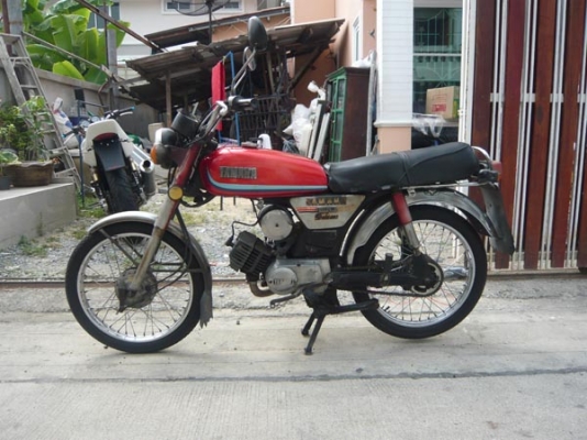 วุฒินนบุรี// ลดกละหน่ำ DX100 สวยๆเดิมแห้งเครื่องดีจัดมีทะเบียนแท้พร้อมโอนภาษีไม่ขาดต่อ(เล่มเขียวใหม่ๆ)