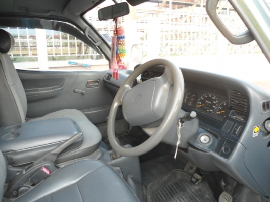 ขายรถตู้เครื่องเดิมๆปี2002