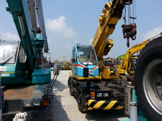 ขายเครนKOMATSU 10 ตัน ของเก่าจากญี่ปุ่นสภาพรถ 90\%
