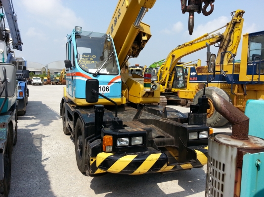 ขายเครนKOMATSU 10 ตัน ของเก่าจากญี่ปุ่นสภาพรถ 90\%