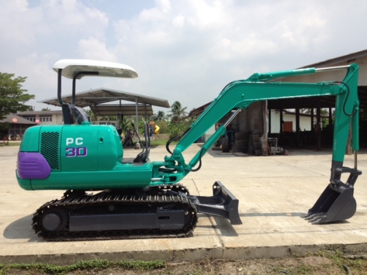 มาใหม่!! รถขุด KOMATSU PC30-7E ทำสีใหม่ นำเข้า มือสองจากญี่ปุ่นแท้ๆ